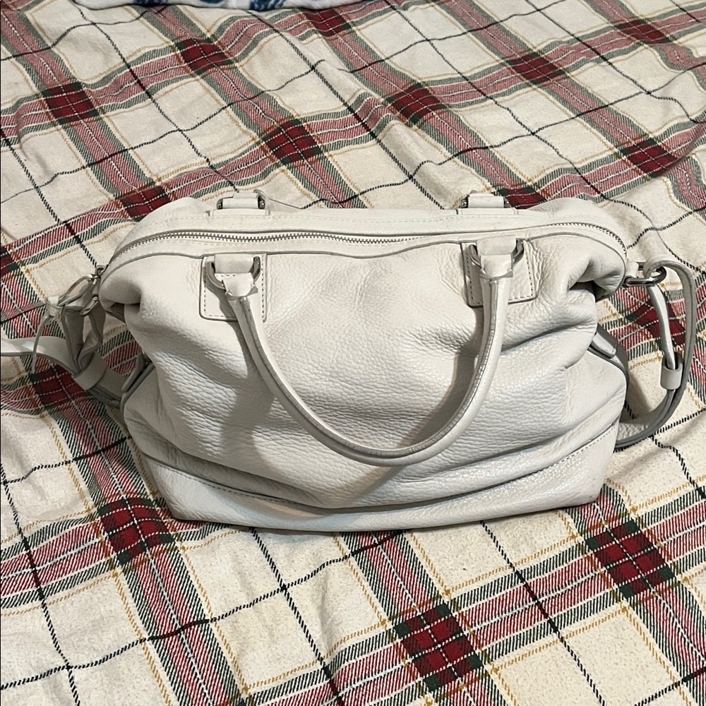 Sleek White Leather Satchel Handbag - Stylish Everyday Bag